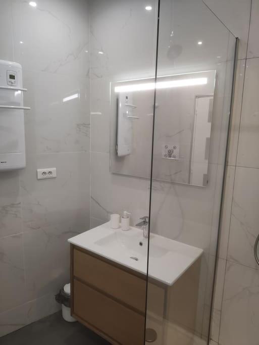 Villa Au Calme Avec Exterieur Et Parking Gratuit Aux Portes D'Aix Et Marseille Emplacement Ideal Kültér fotó